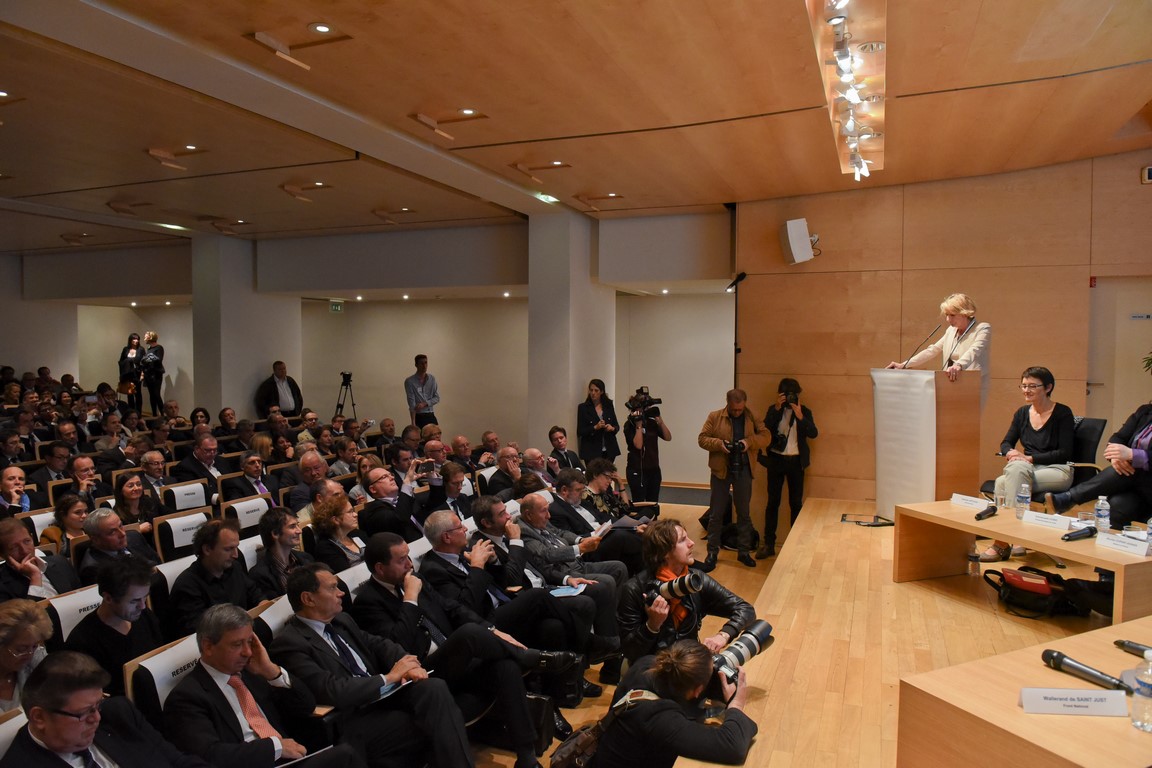 Photos de conférence de 29 septembre 2015