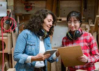 Emploi des 50 ans et plus : comptons sur l’expérience !